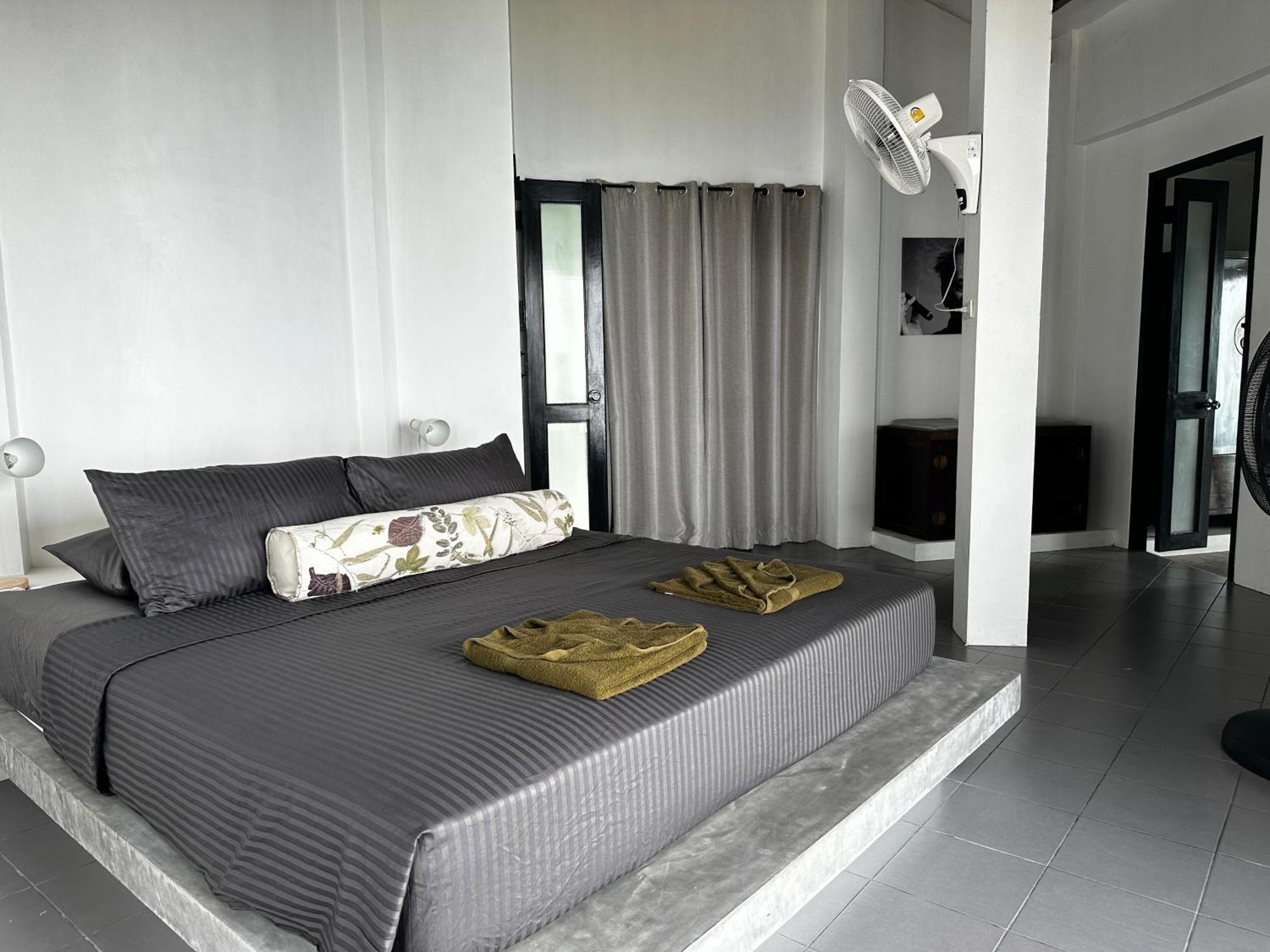 On The Rocks Villa Koh Tao