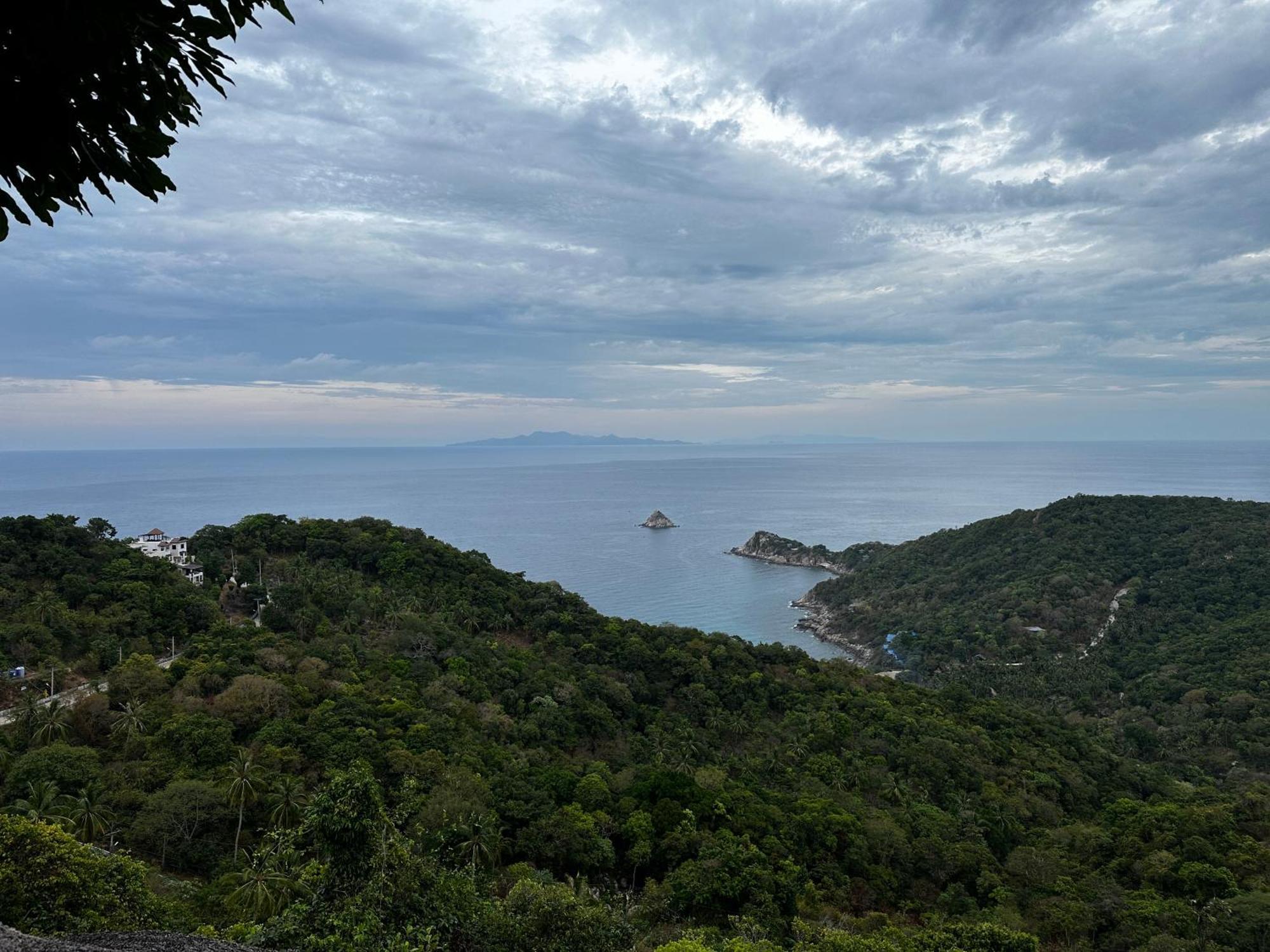 On The Rocks Villa *