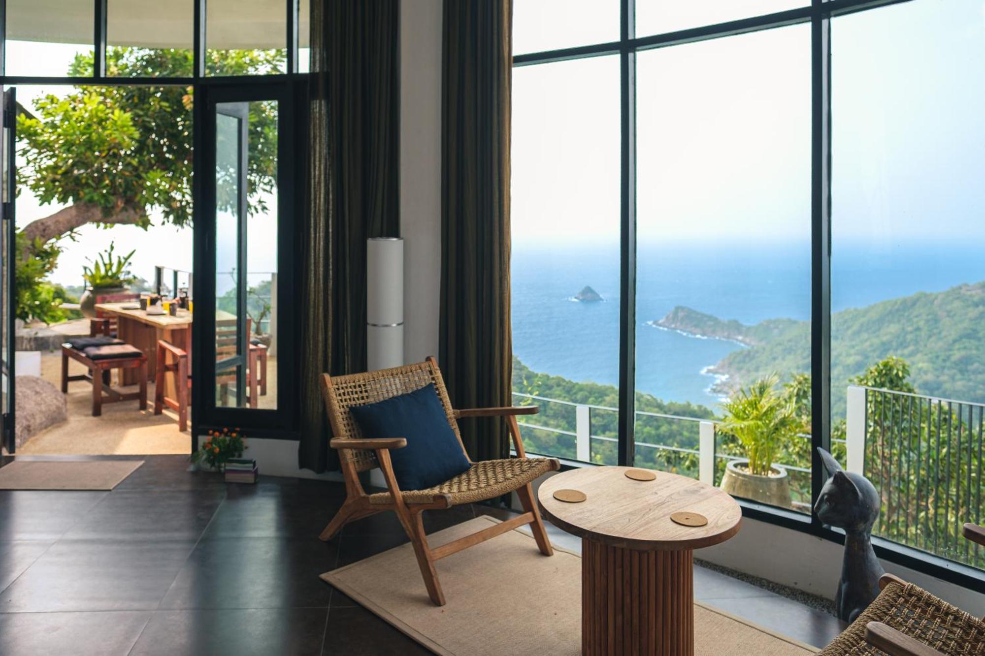 On The Rocks Villa *